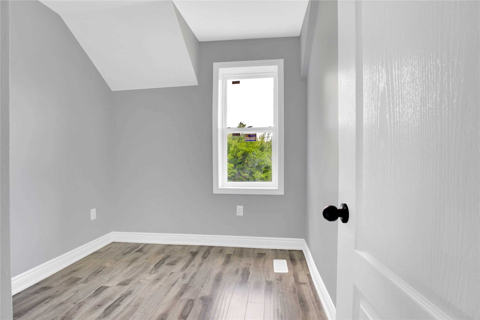 Listing W5884954 - Large Photo # 24
