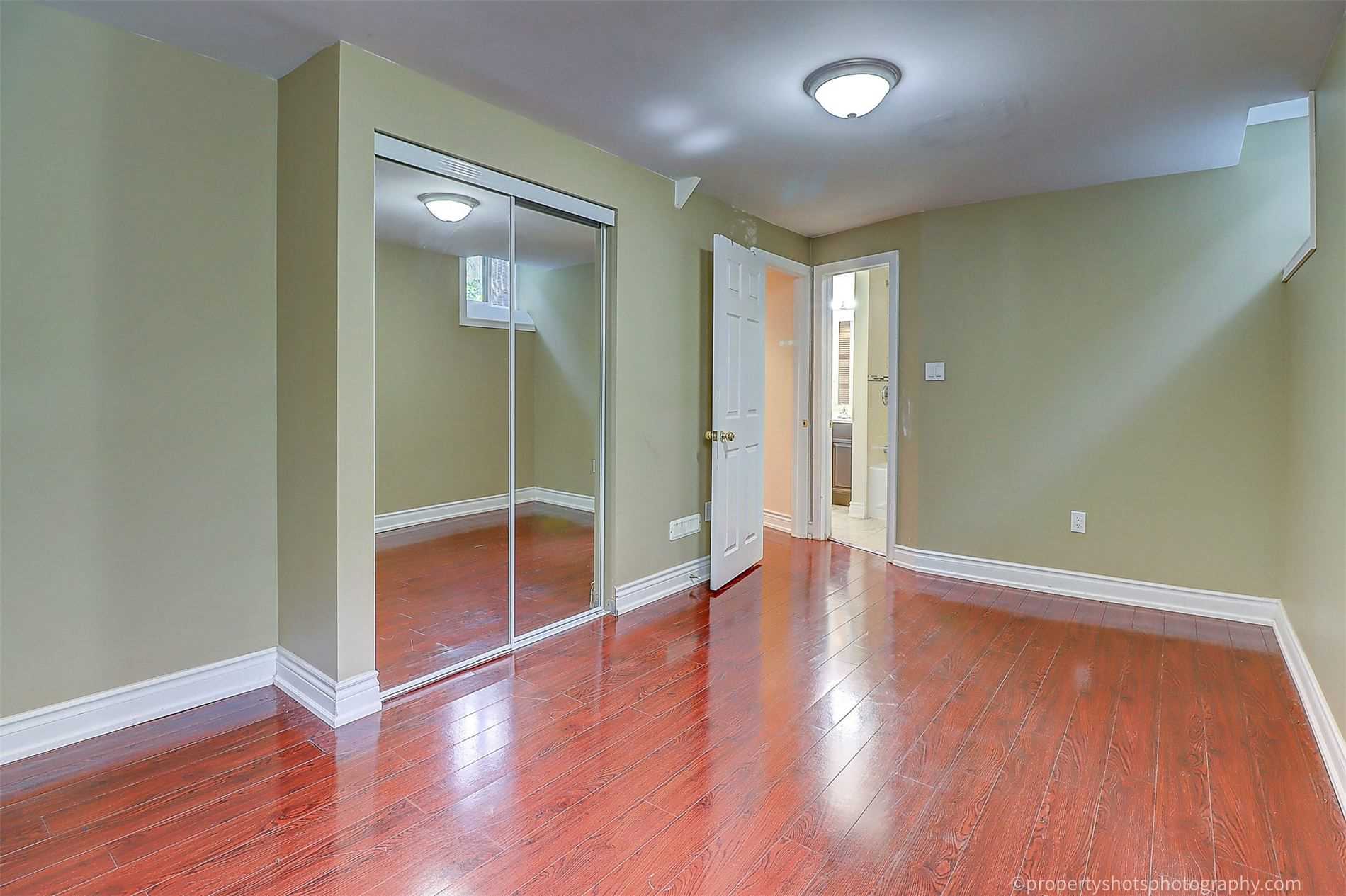 Listing W5885221 - Large Photo # 39
