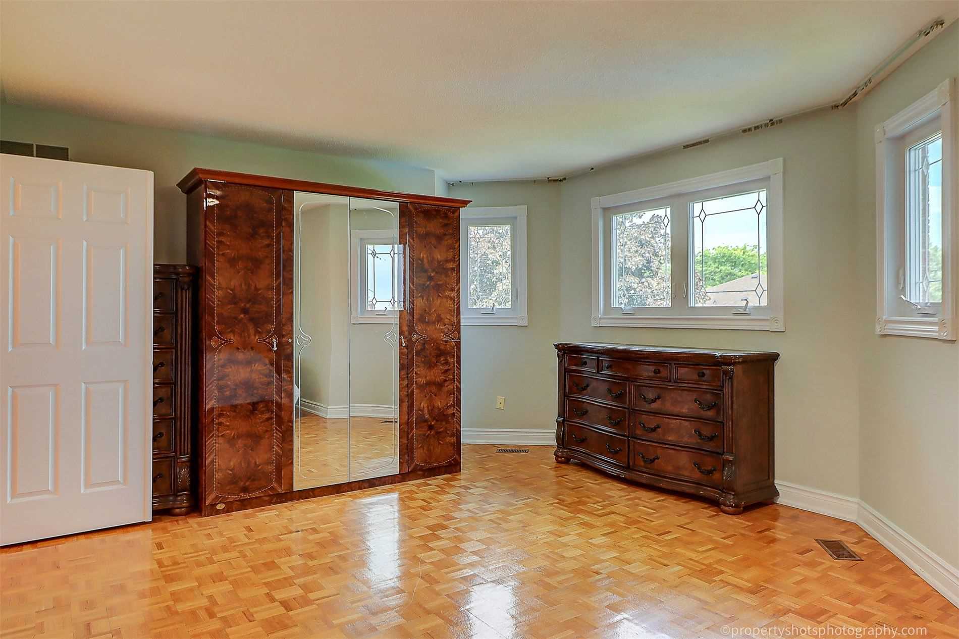 Listing W5885221 - Large Photo # 22