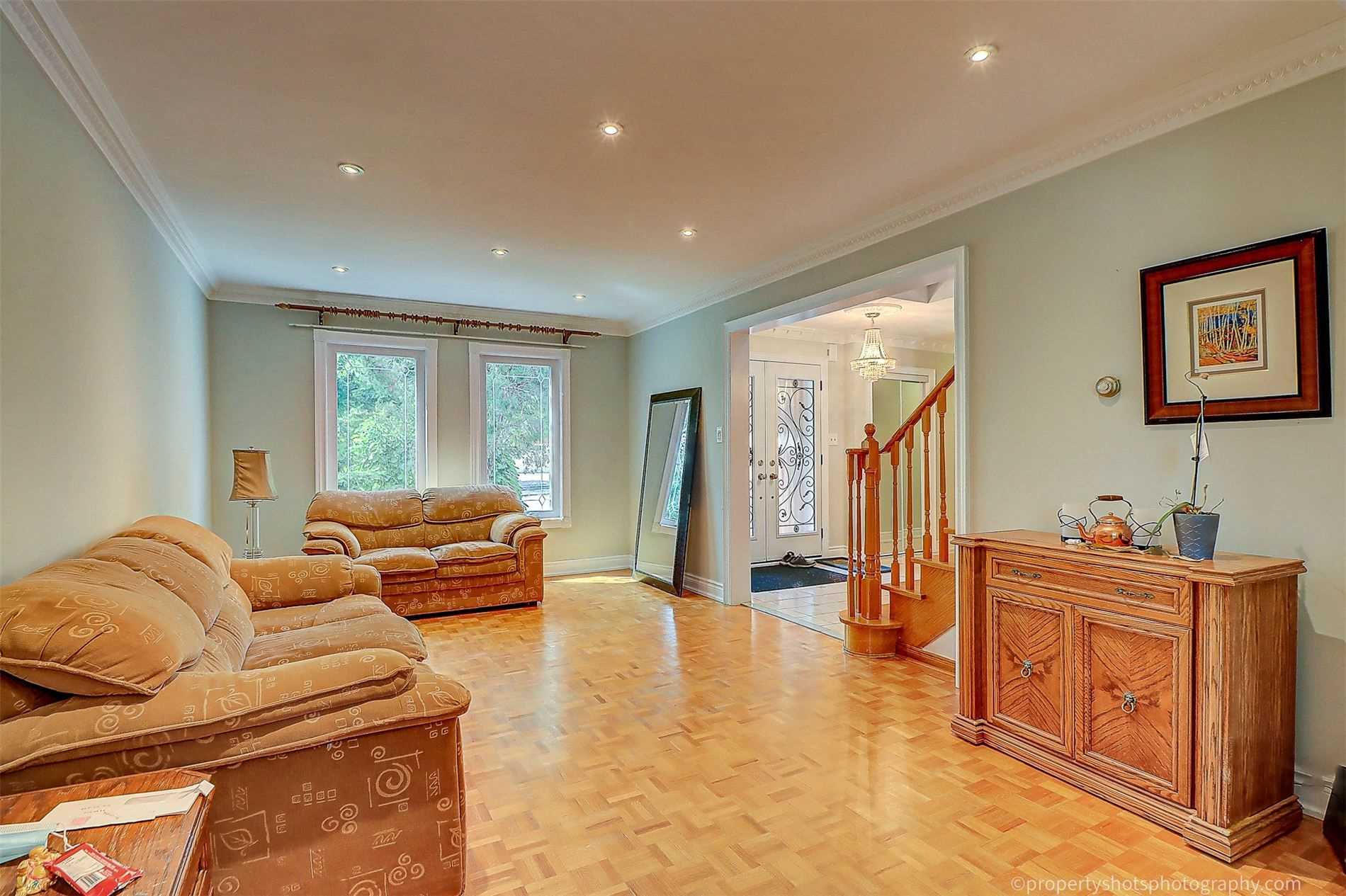Listing W5885221 - Large Photo # 7