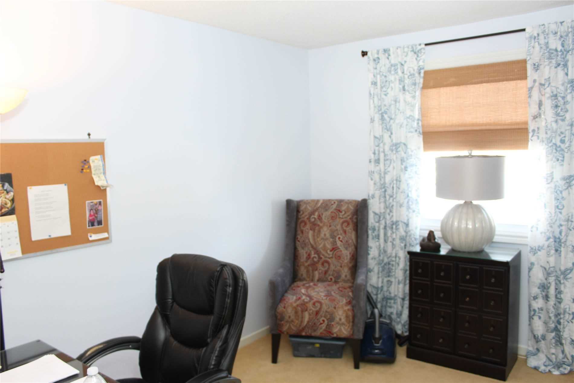 322 Kingsway Place