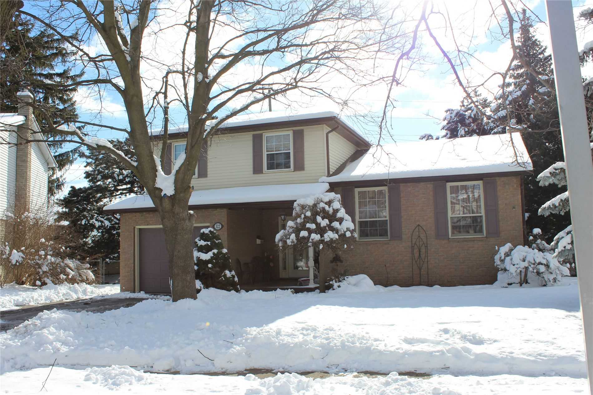 322 Kingsway Place