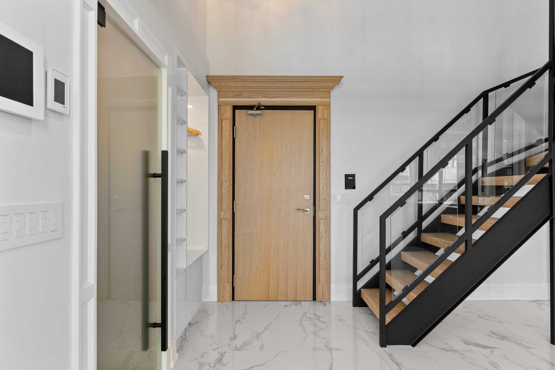 300 Manitoba St, #311