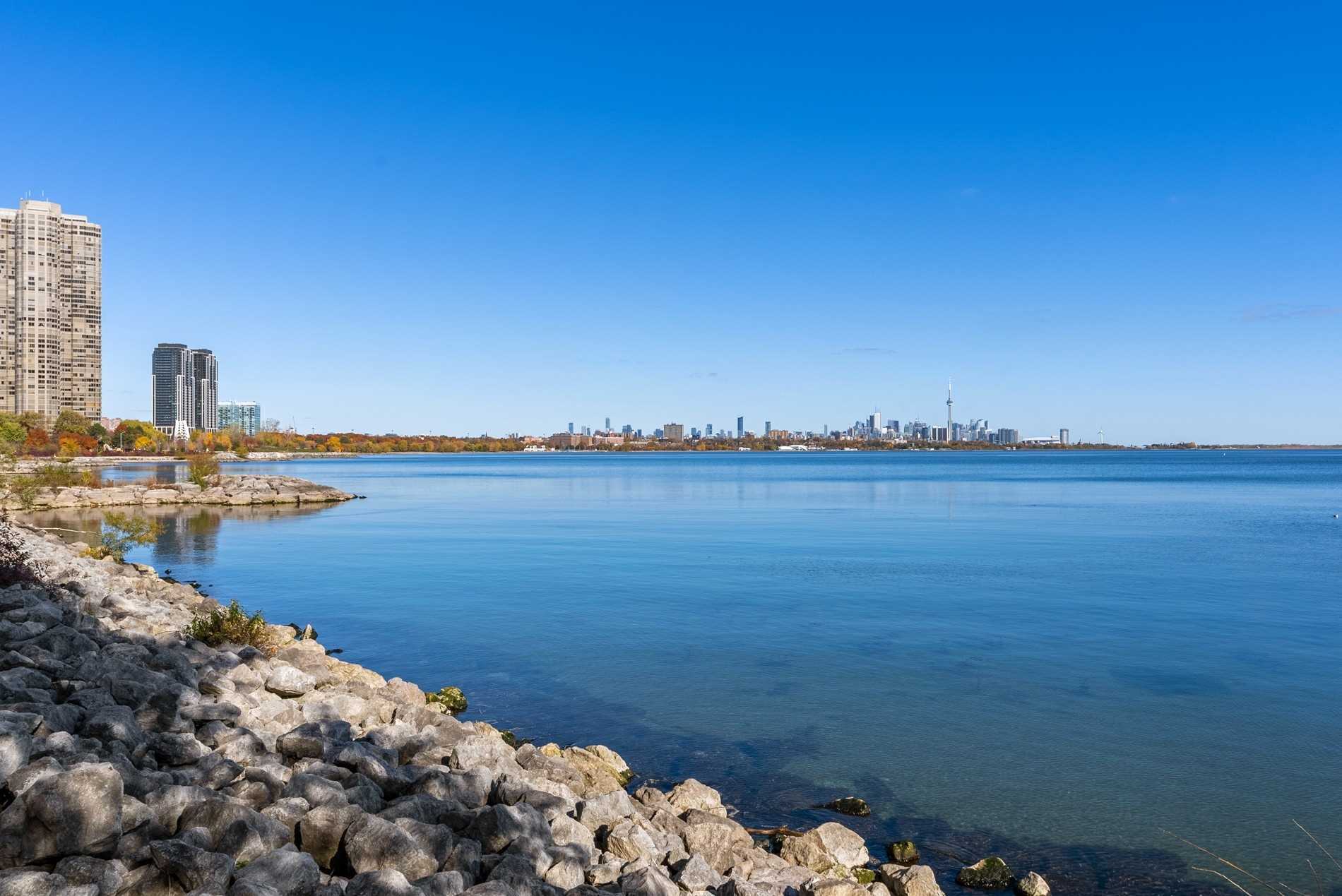 300 Manitoba St, #311