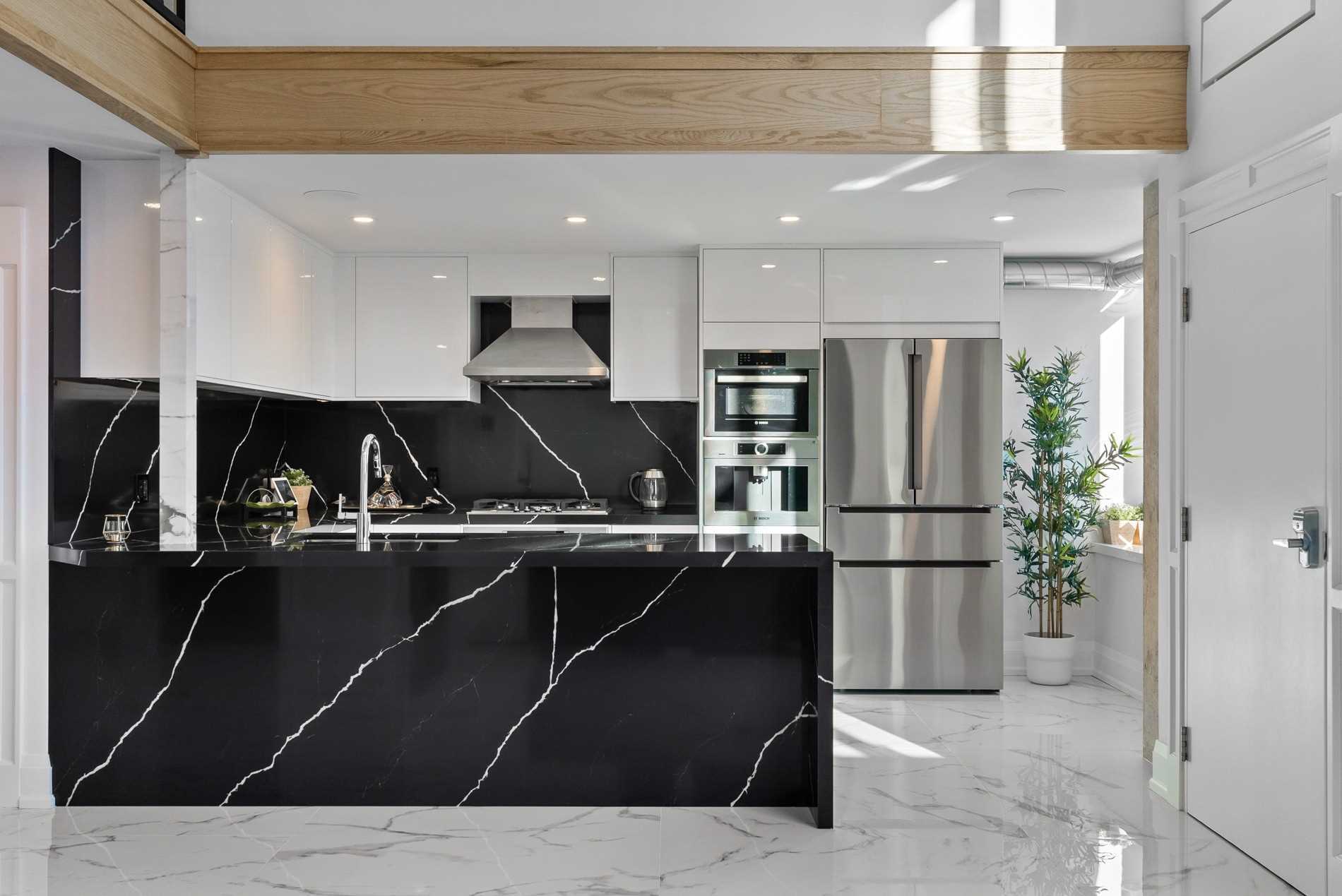 300 Manitoba St, #311