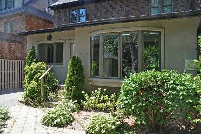 61 Grenview Boulevard N