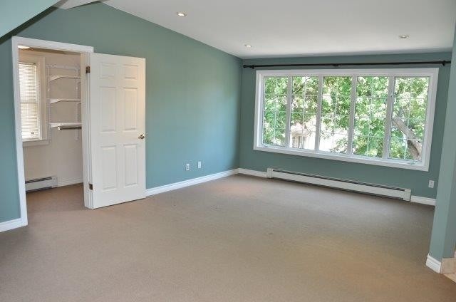 61 Grenview Boulevard N