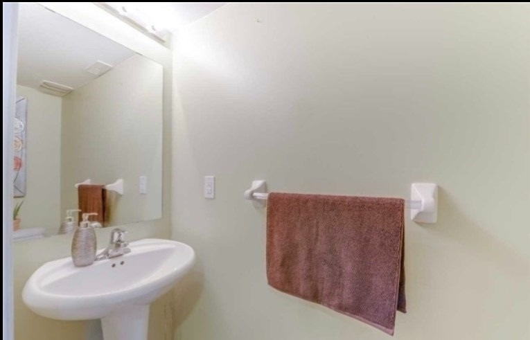 620 Ferguson Dr, #104