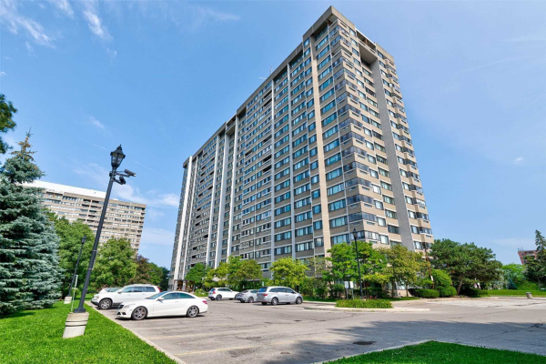 50 Elm Dr, Mississauga