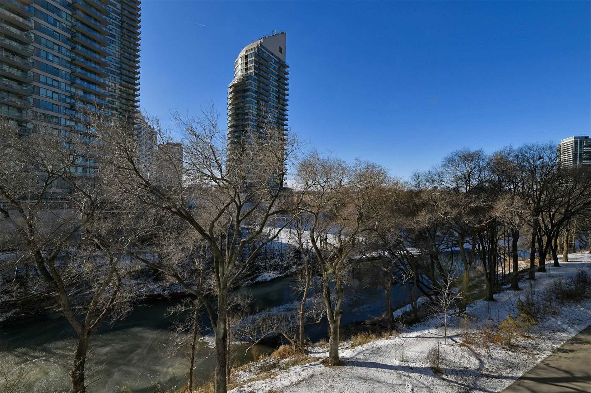 2212 Lake Shore Boulevard W, #506