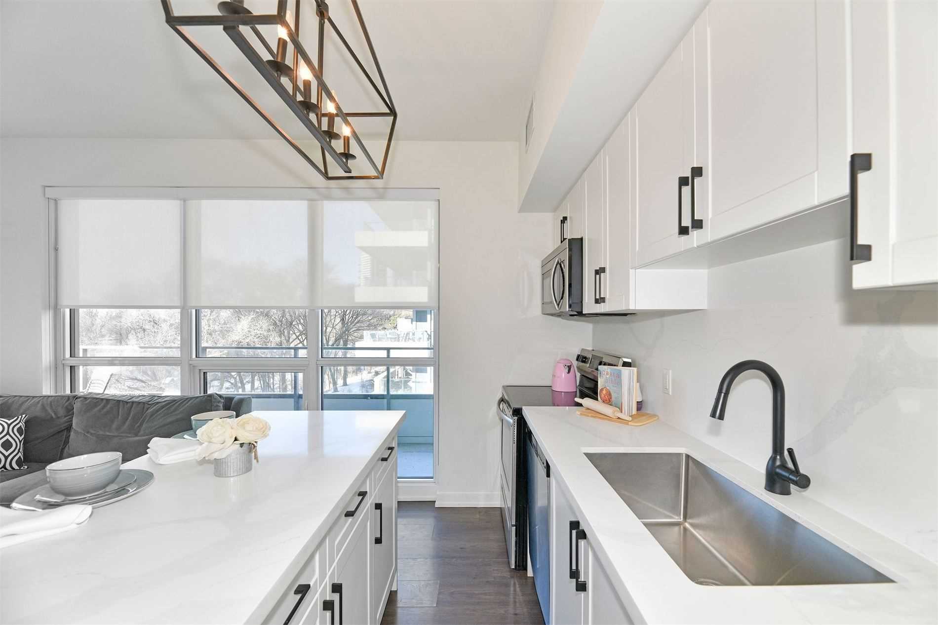 2212 Lake Shore Boulevard W, #506