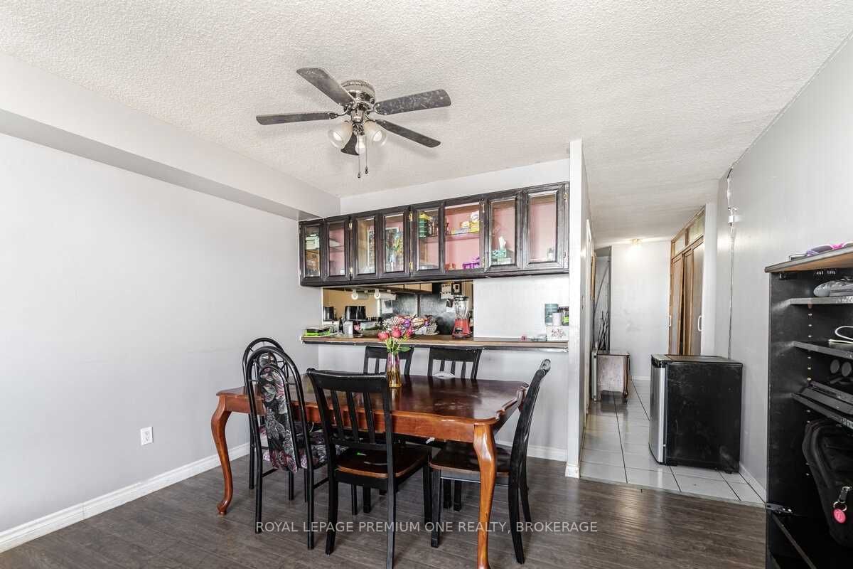 Listing W5885902 - Large Photo # 9