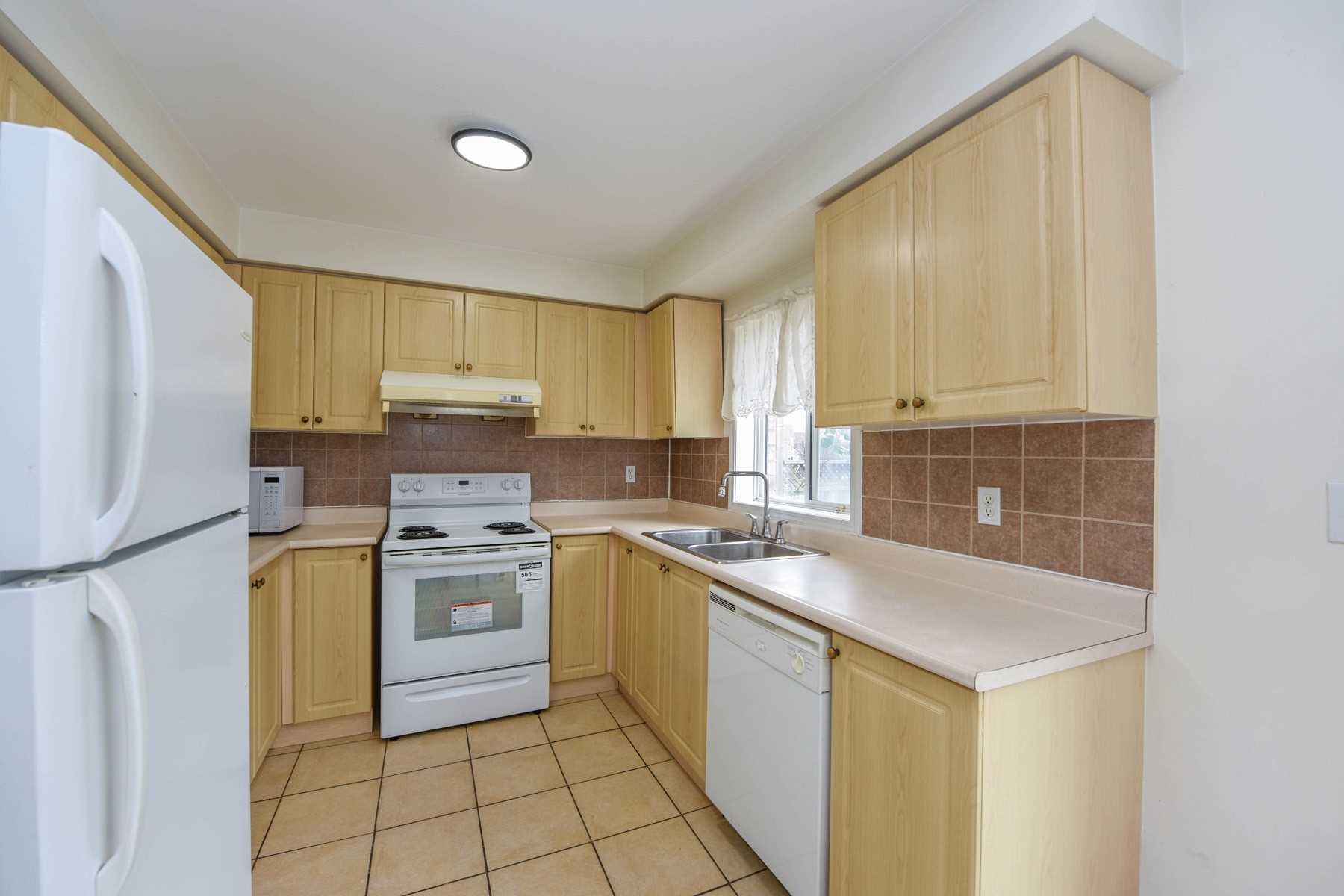 224 Richvale Dr S