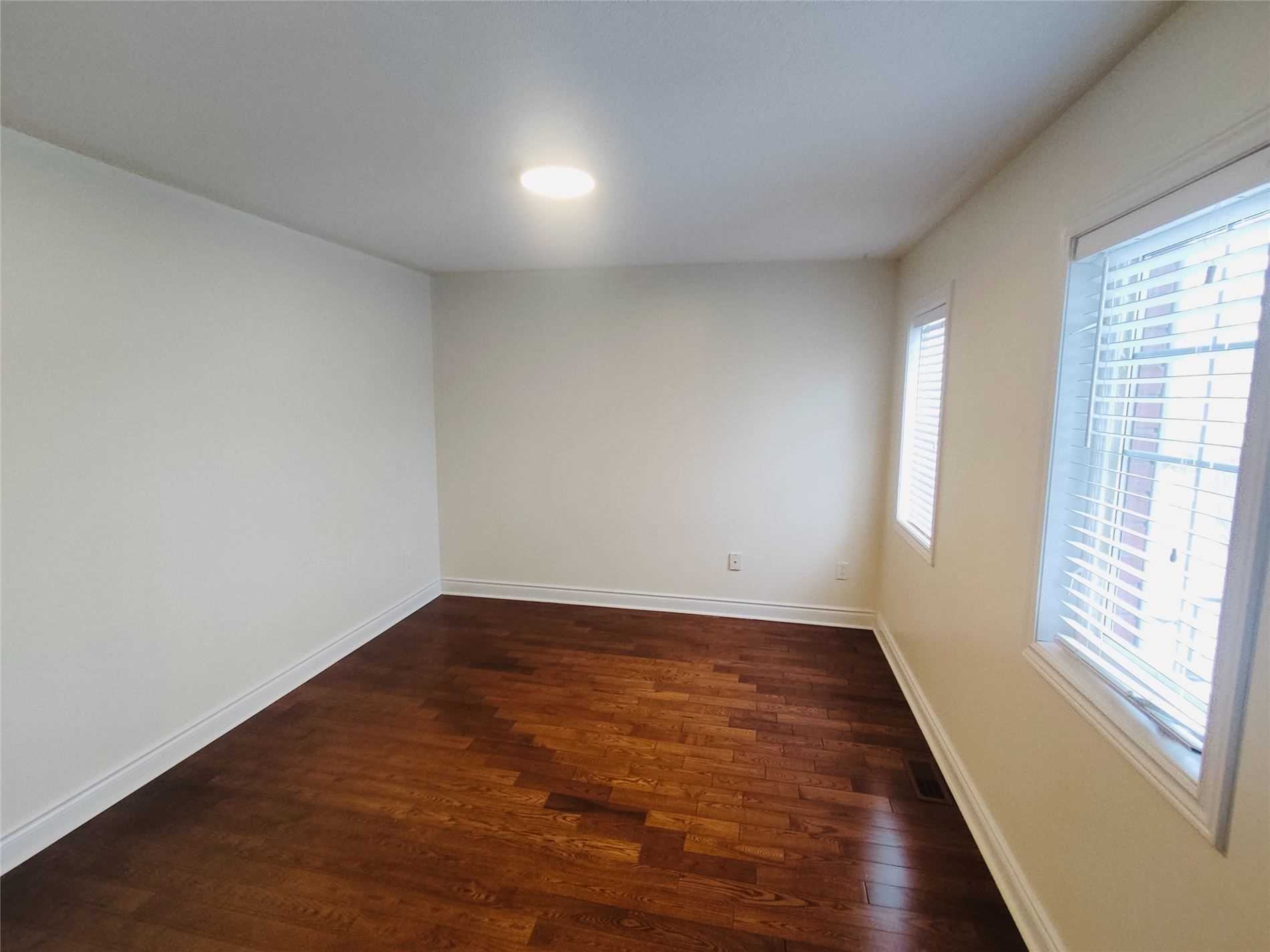 Listing W5886036 - Large Photo # 20