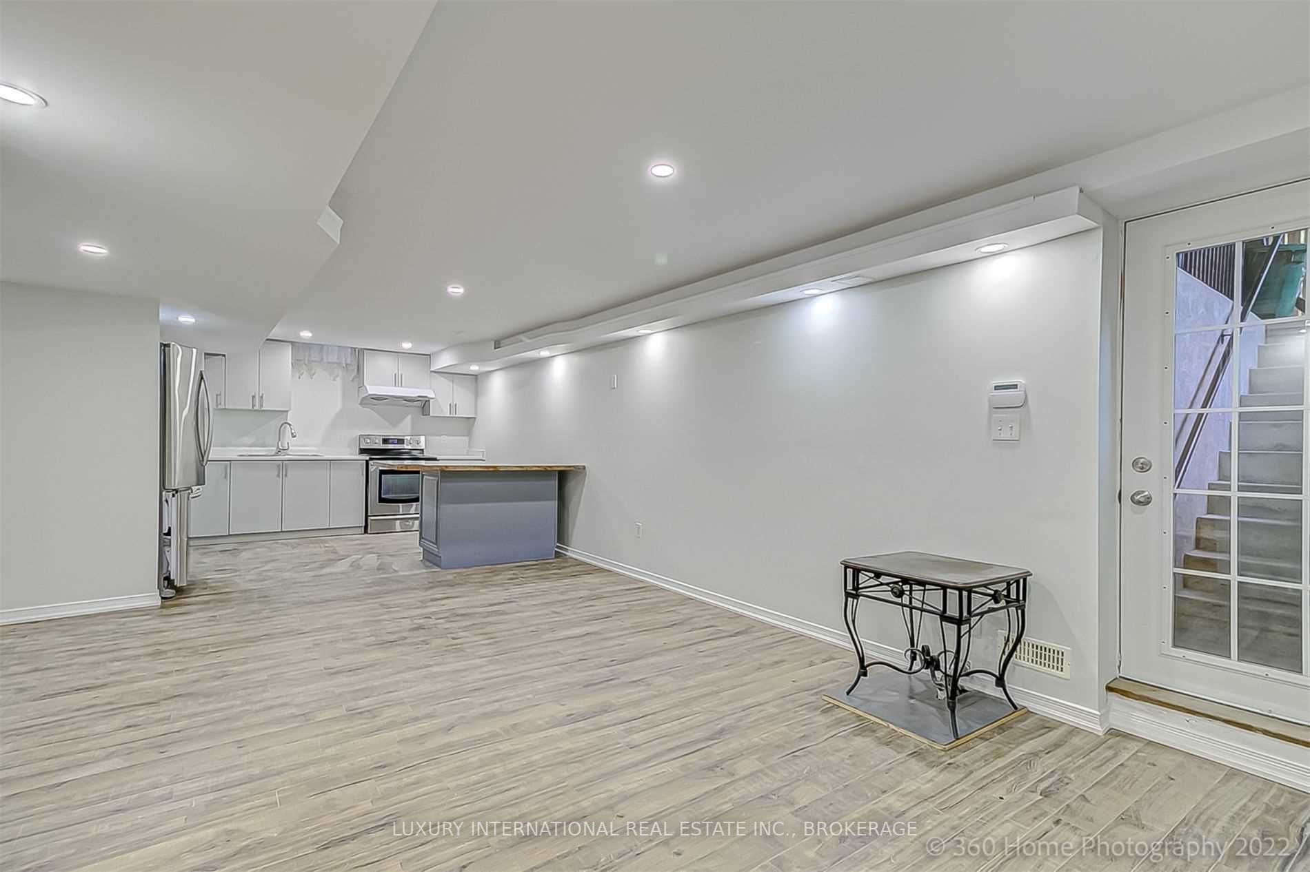 Listing W5886094 - Large Photo # 19