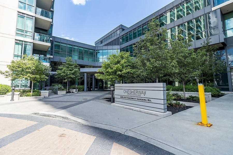 215 Sherway Gardens Road, #704