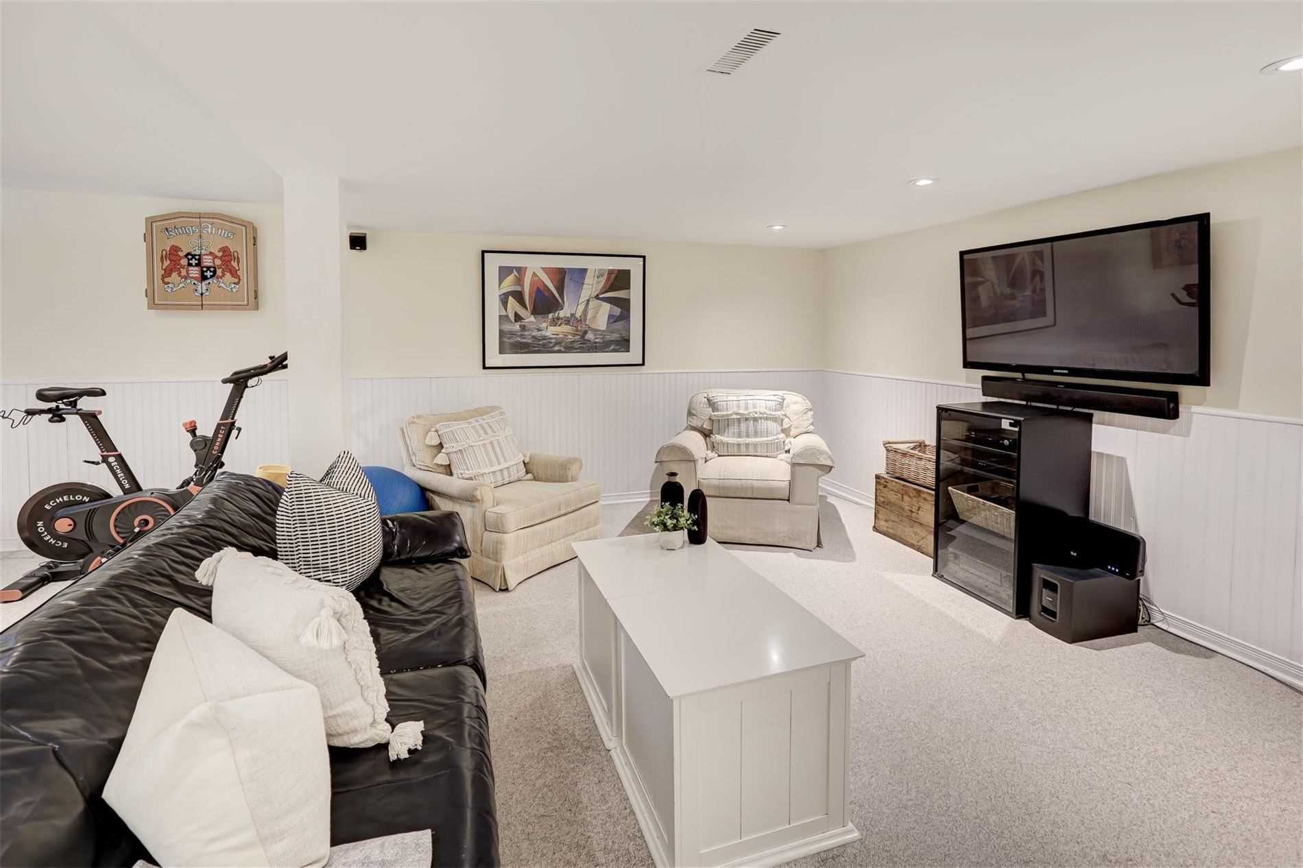 Listing W5886272 - Large Photo # 21