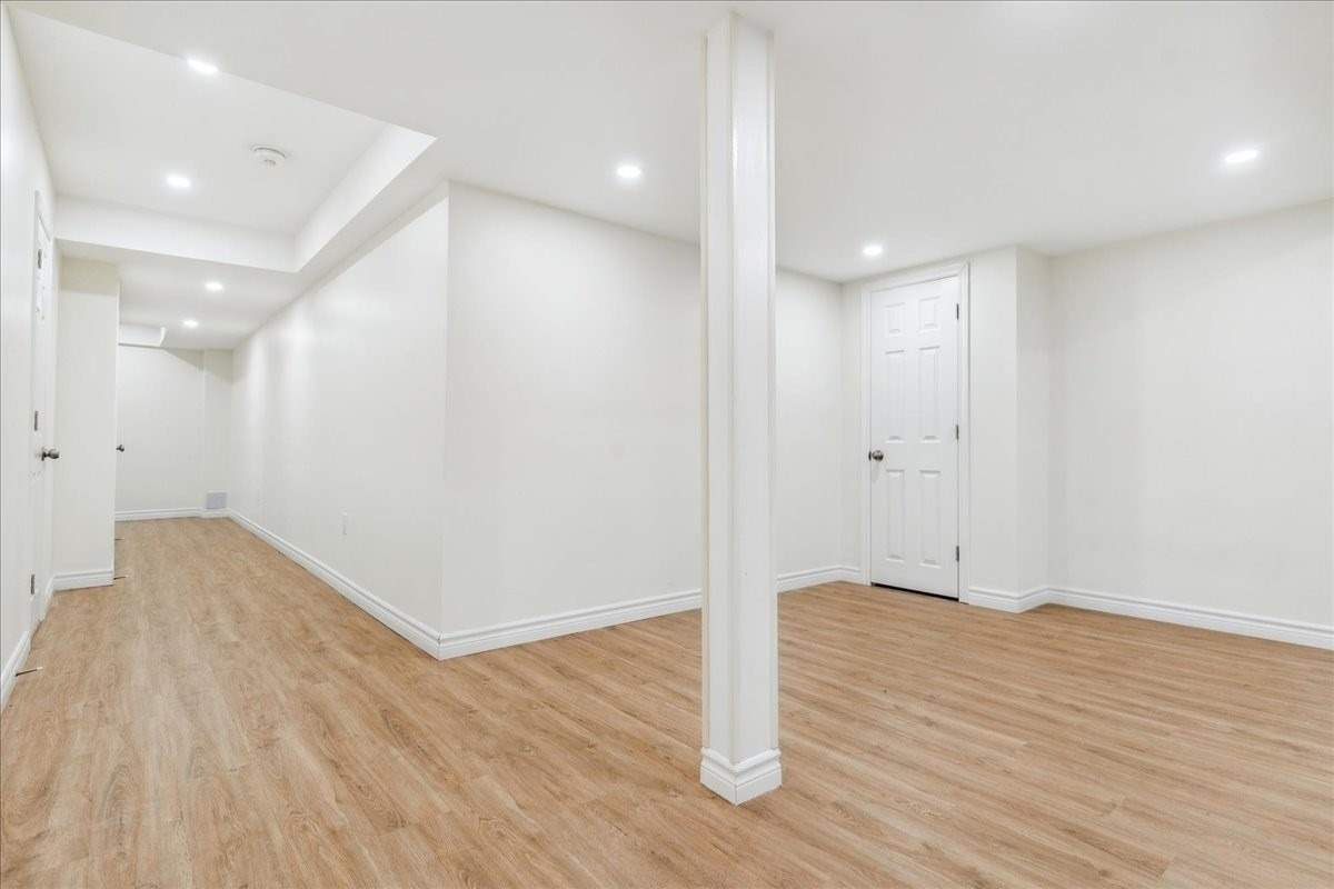 Listing W5886303 - Large Photo # 16