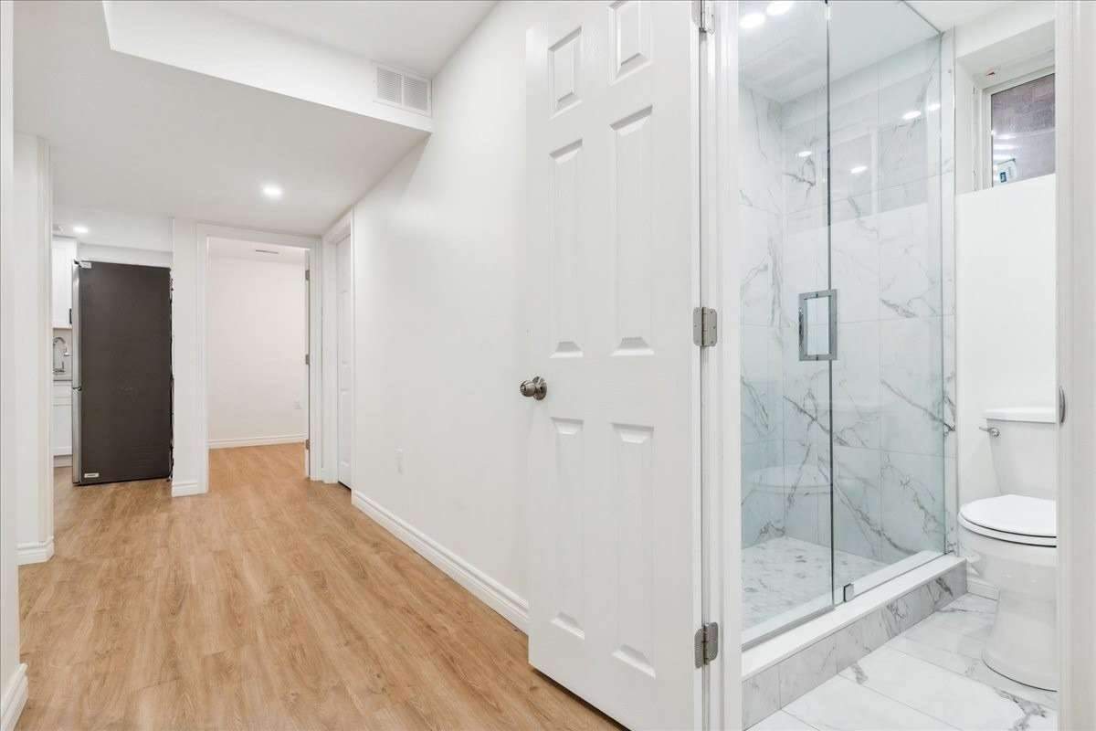 Listing W5886303 - Large Photo # 9