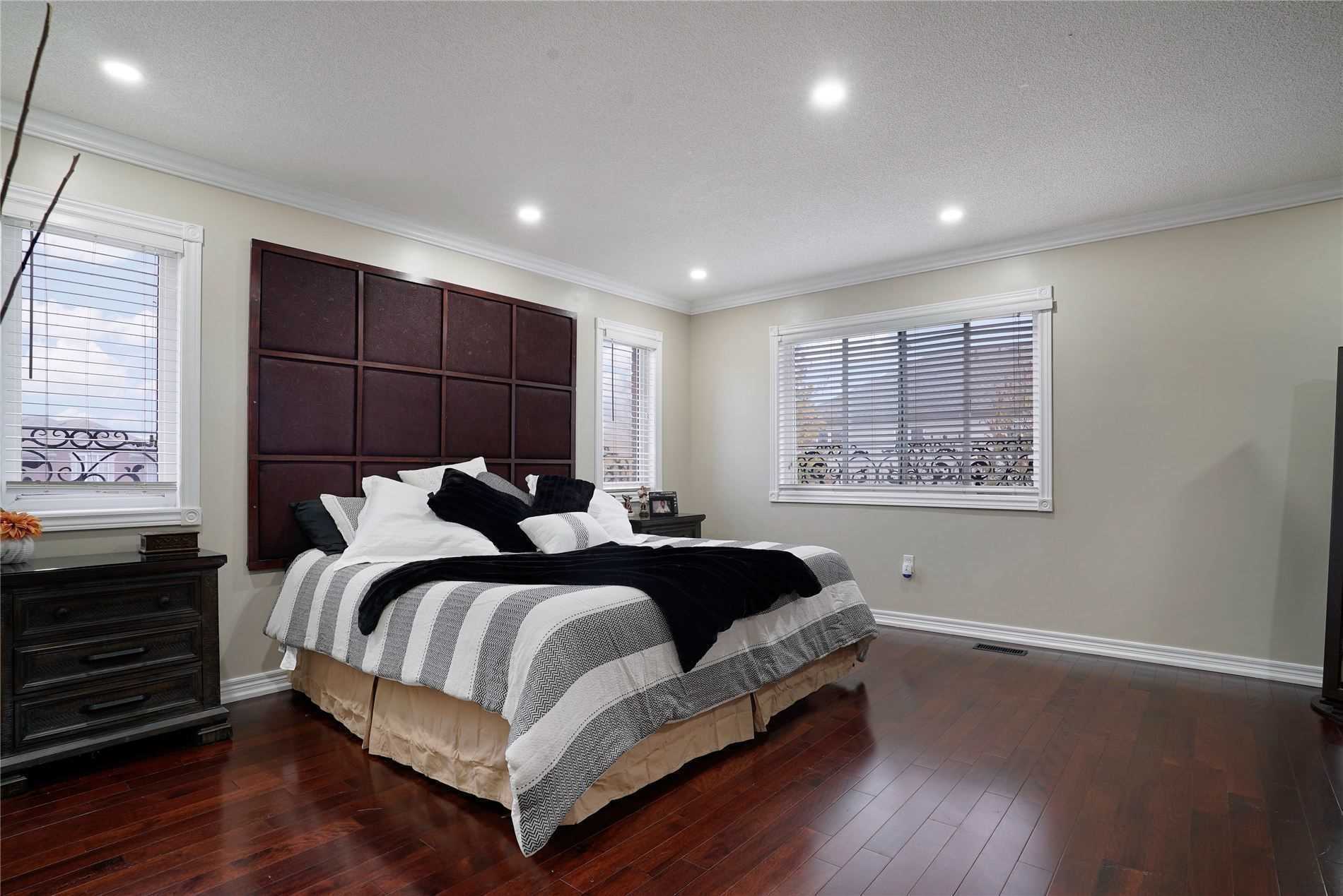Listing W5886401 - Large Photo # 16