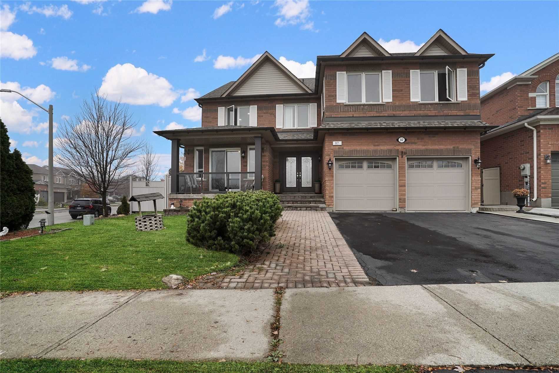 Listing W5886401 - Large Photo # 1