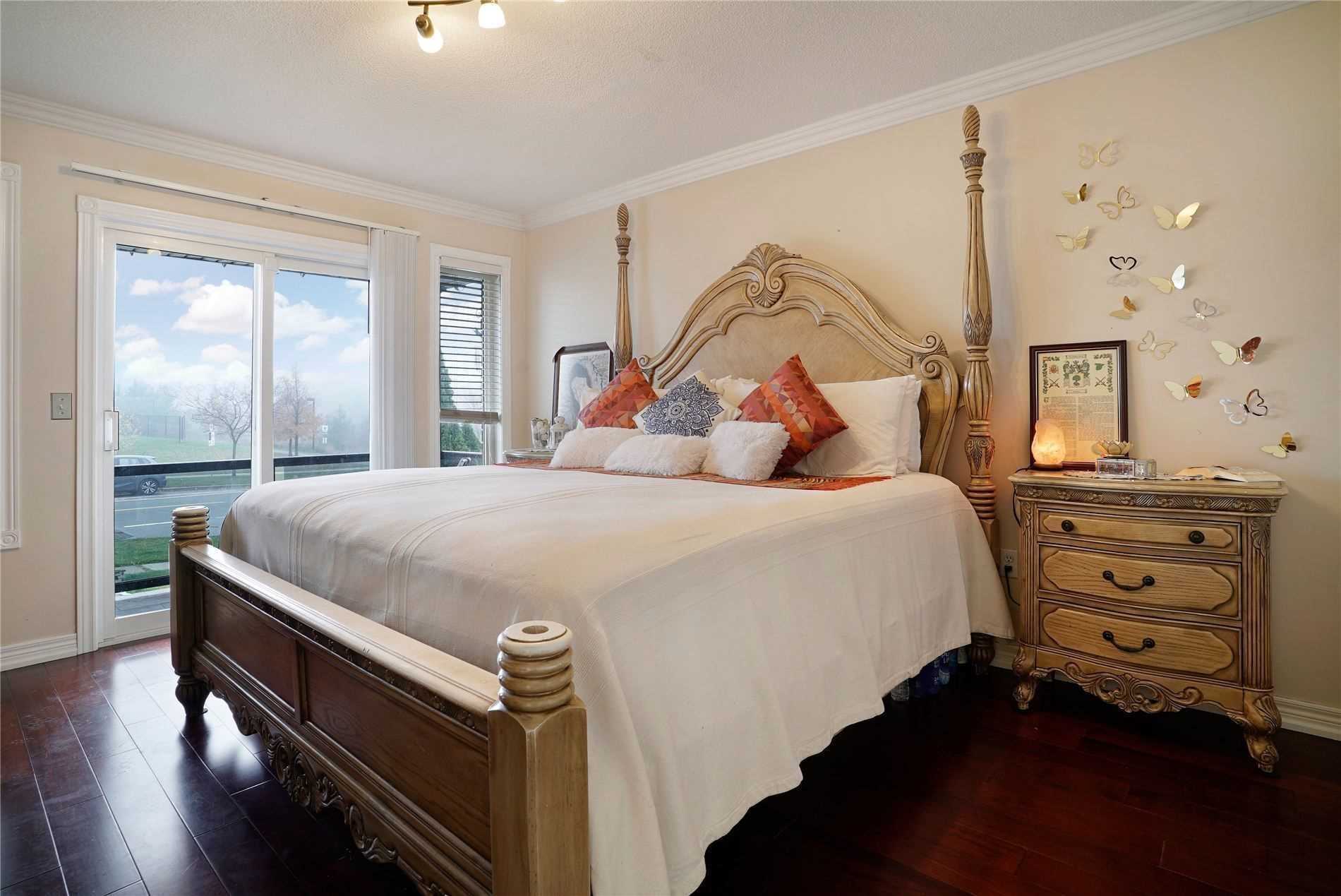 Listing W5886401 - Large Photo # 13