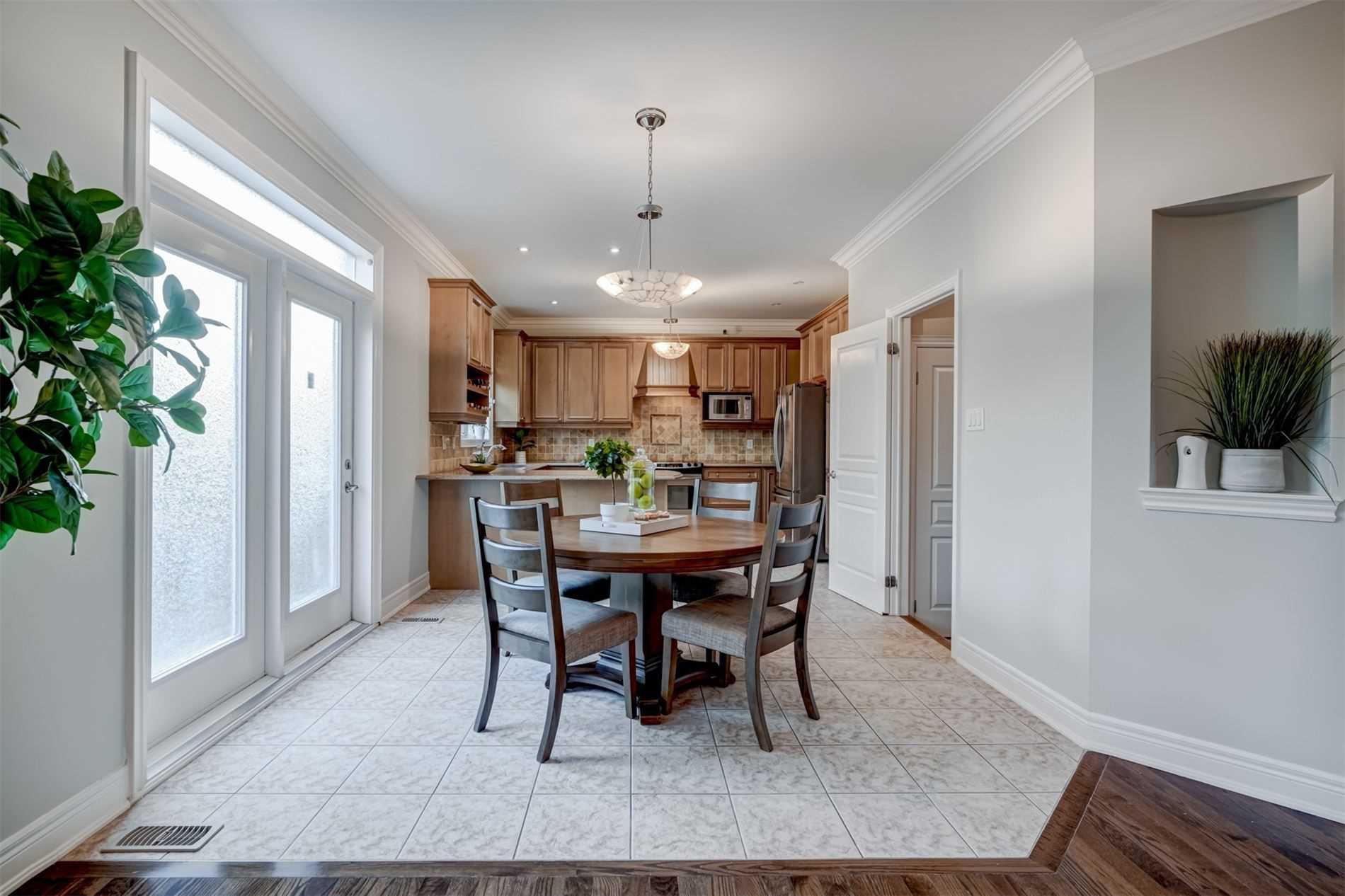 Listing W5886423 - Large Photo # 14