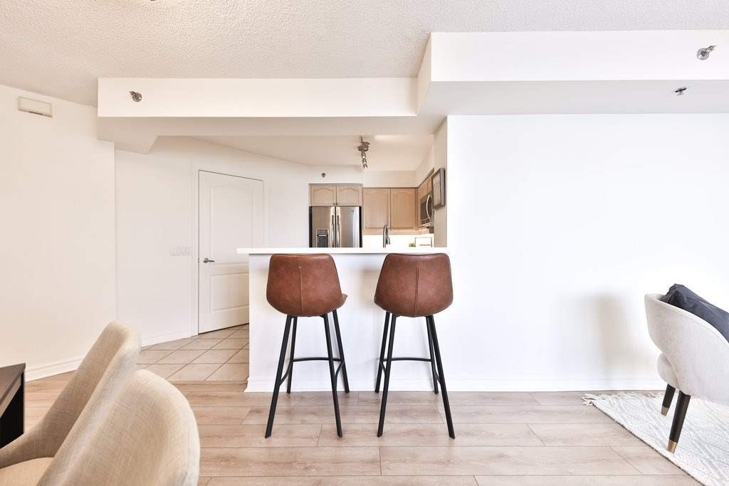Listing W5886568 - Large Photo # 12