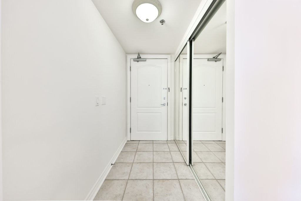 Listing W5886568 - Large Photo # 4