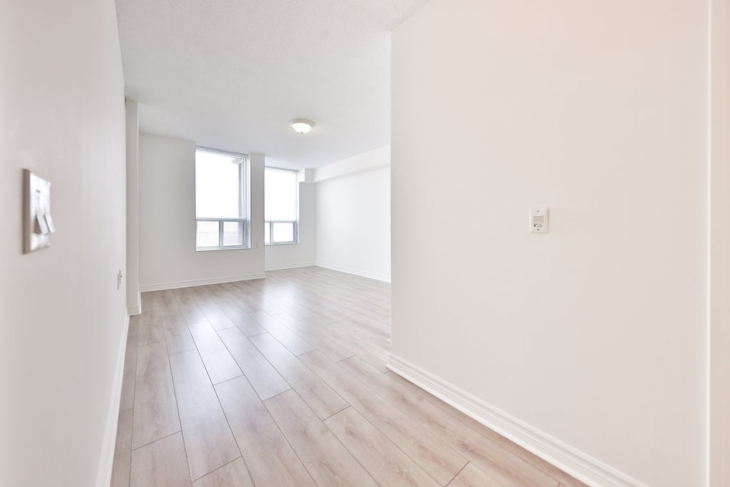 Listing W5886568 - Large Photo # 16