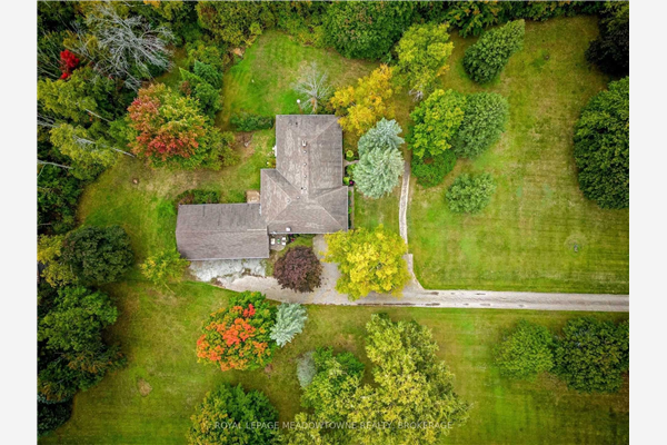 12150 Fifth Ln Nassagewaya Line, Milton