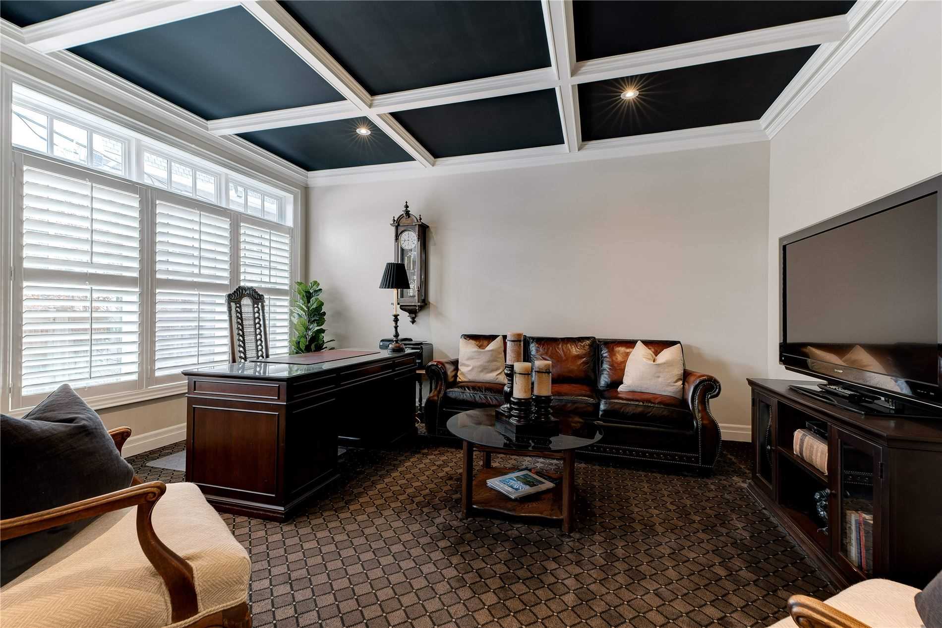 Listing W5887651 - Large Photo # 3