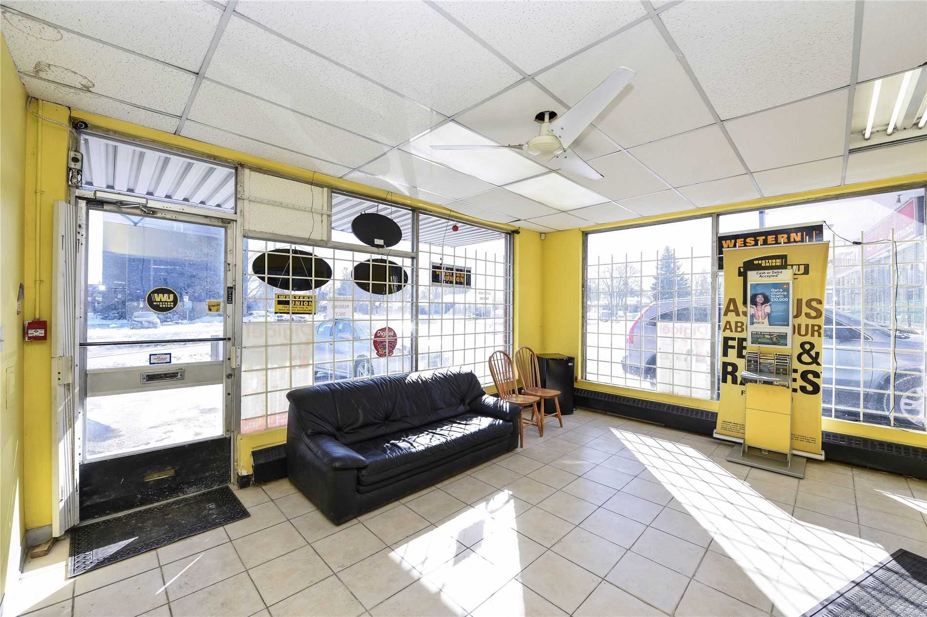 Listing W5887977 - Large Photo # 2