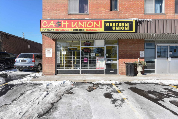 110 Mclaughlin Rd N, Brampton