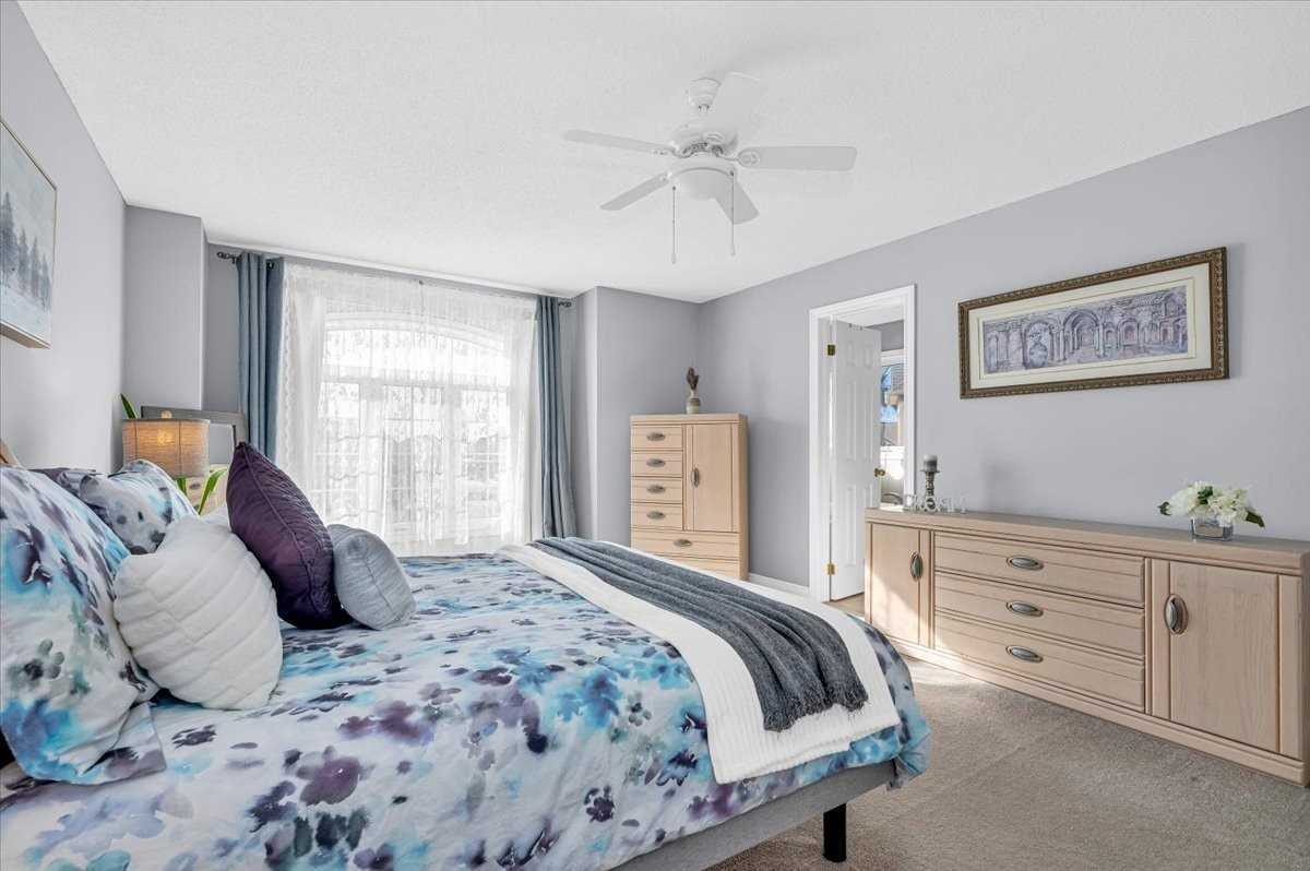 Listing W5888197 - Large Photo # 14