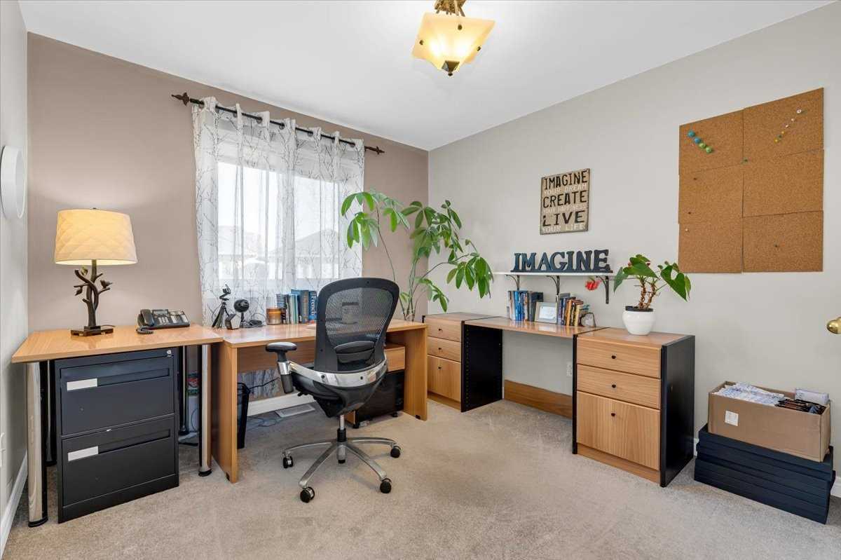 Listing W5888197 - Large Photo # 17