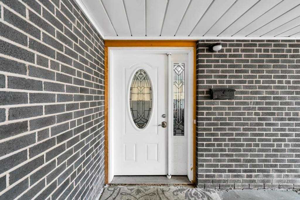 102 Northover St