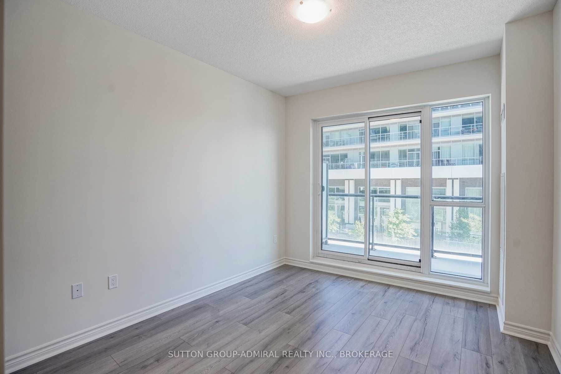 Listing W5888541 - Large Photo # 21