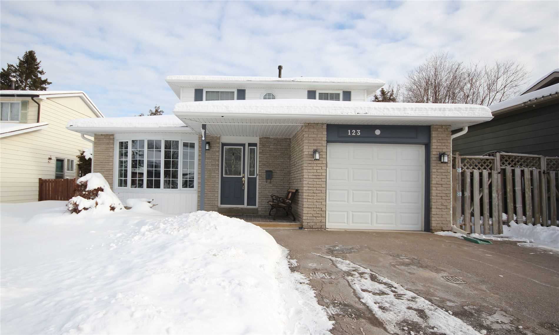Listing W5888721 - Large Photo # 1