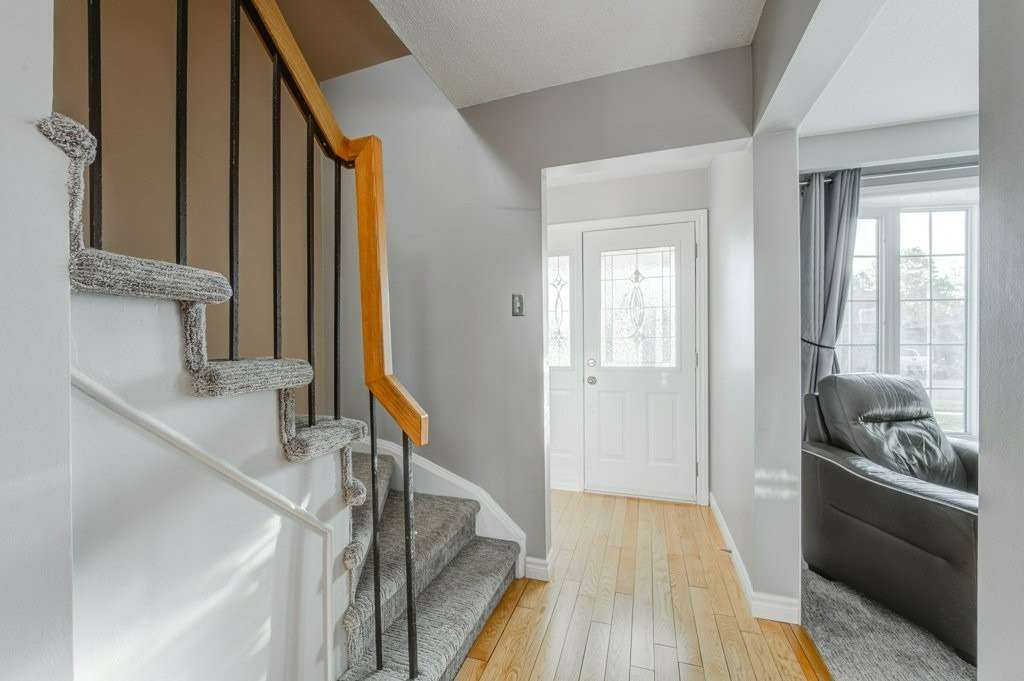 Listing W5888721 - Large Photo # 4