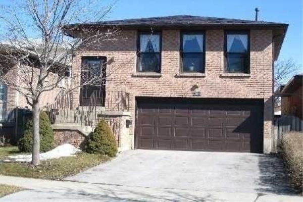 581 Hayward Cres, Milton