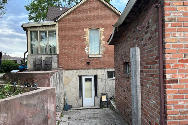 18 Scarboro St, Mississauga