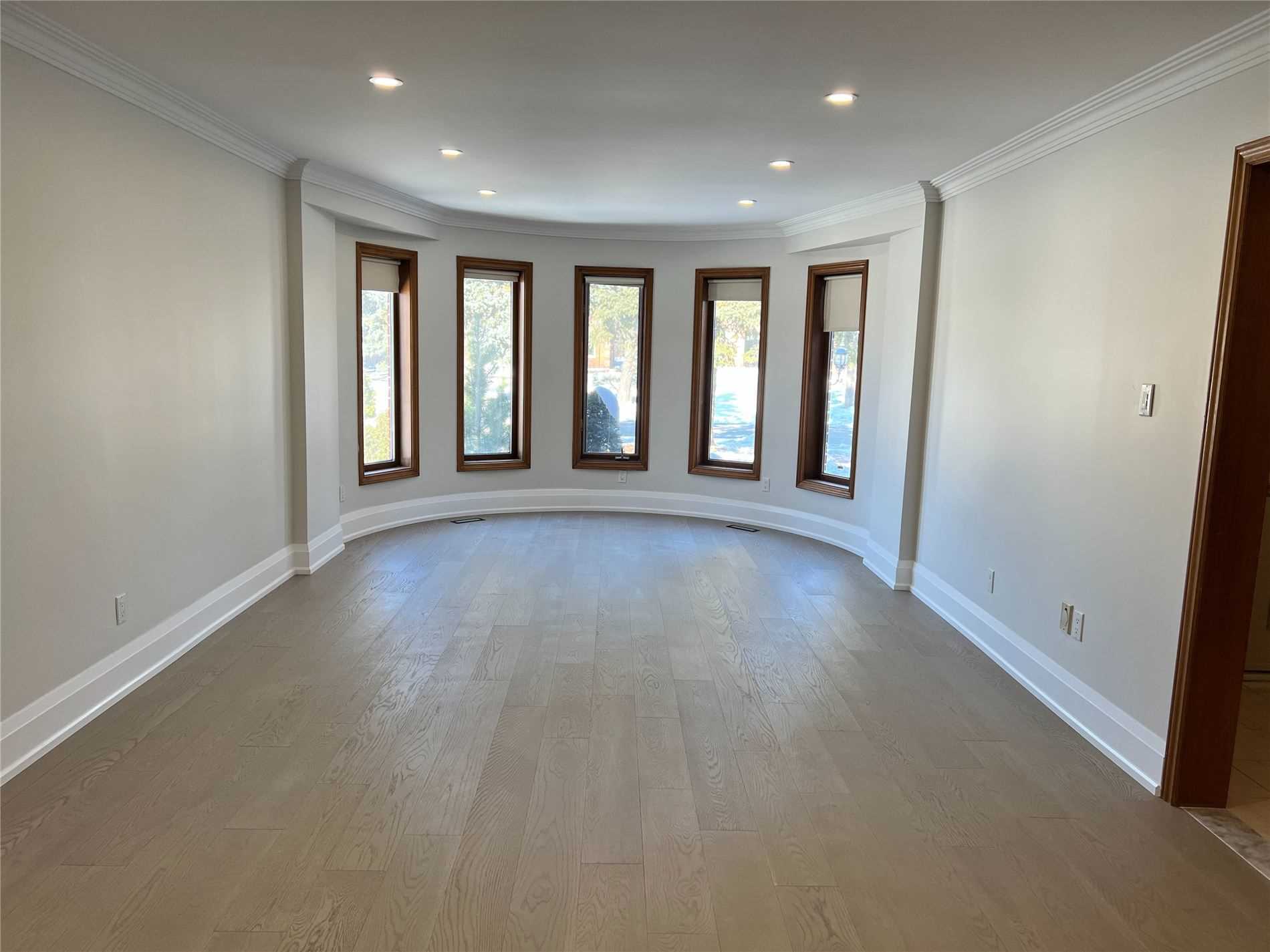 Listing W5889033 - Large Photo # 7