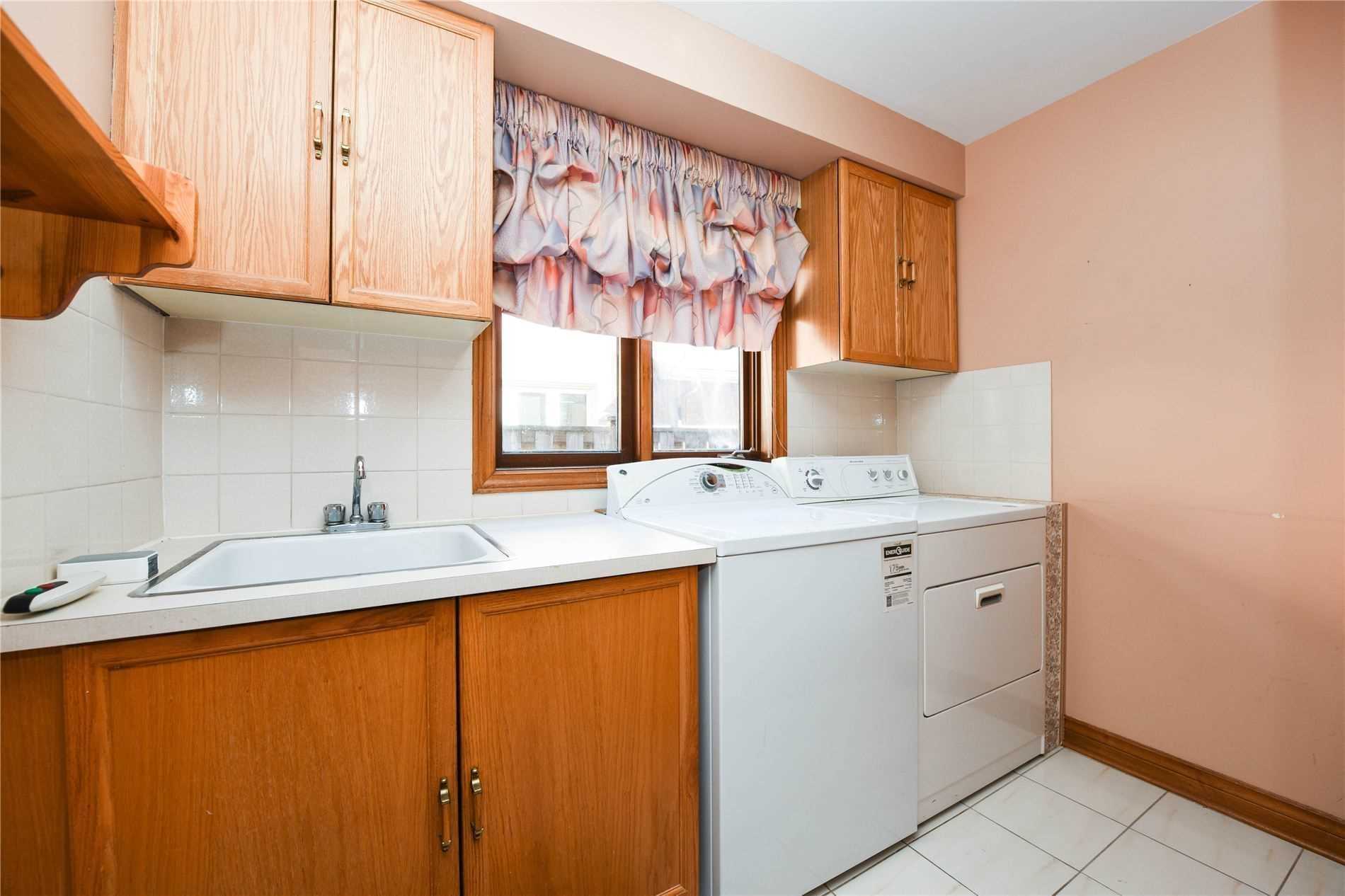 Listing W5889033 - Large Photo # 13
