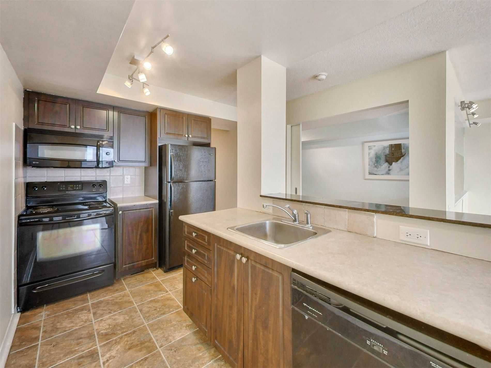 Listing W5889397 - Large Photo # 15