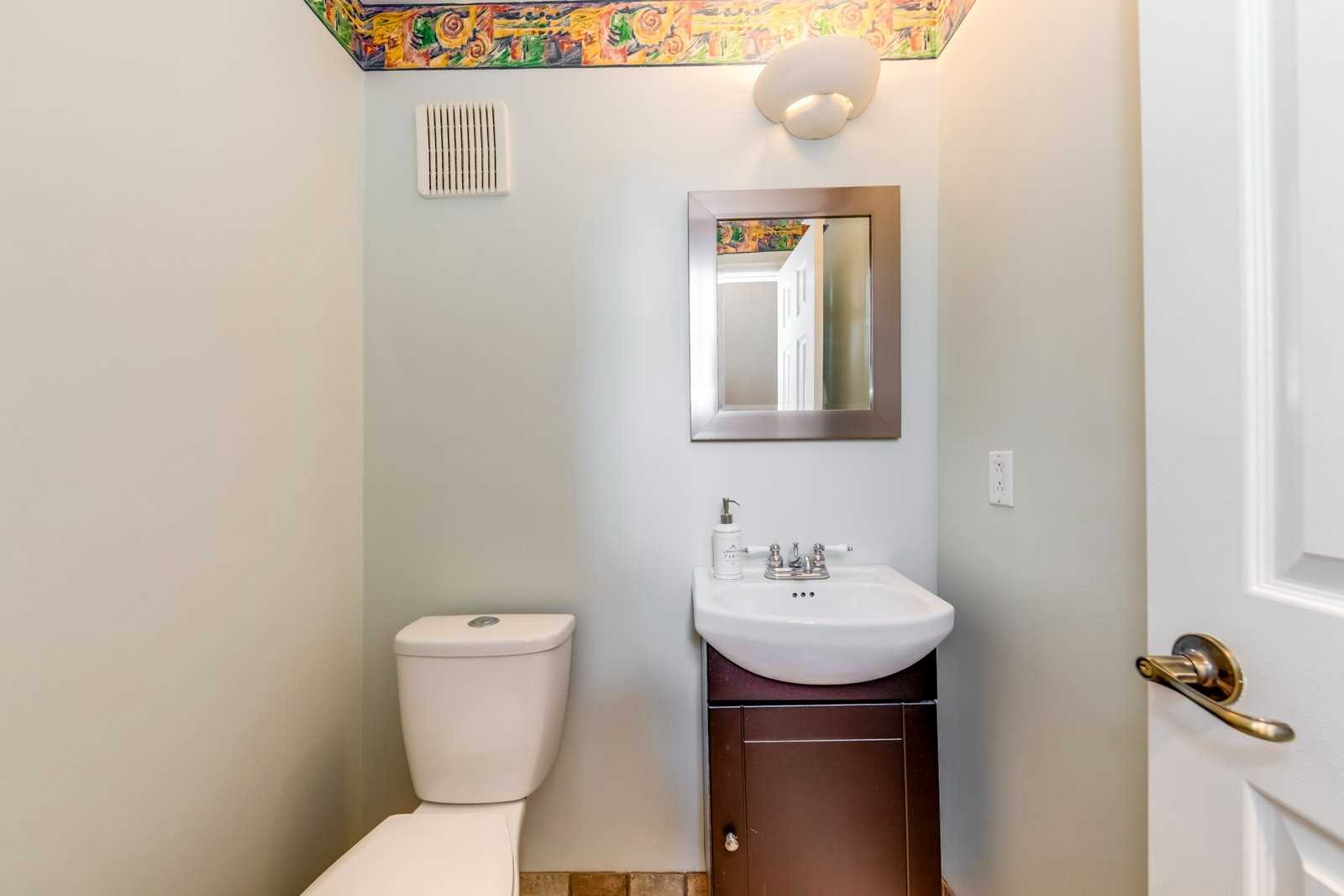 Listing W5889987 - Large Photo # 37