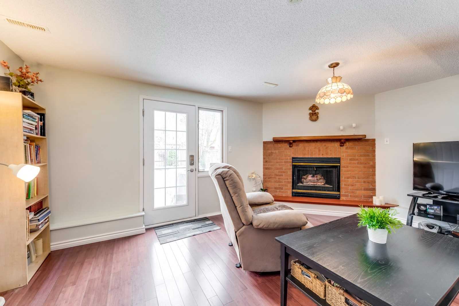 Listing W5889987 - Large Photo # 36