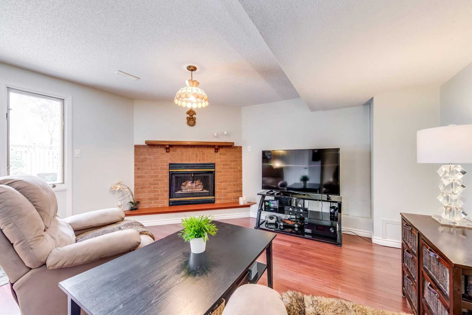 Listing W5889987 - Large Photo # 35