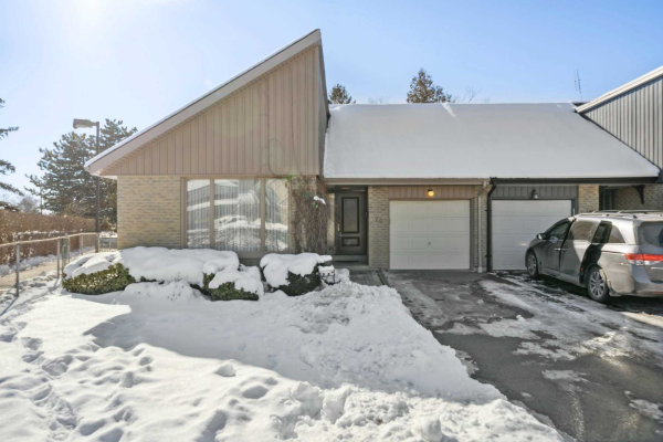 74 Bow River Cres, Mississauga