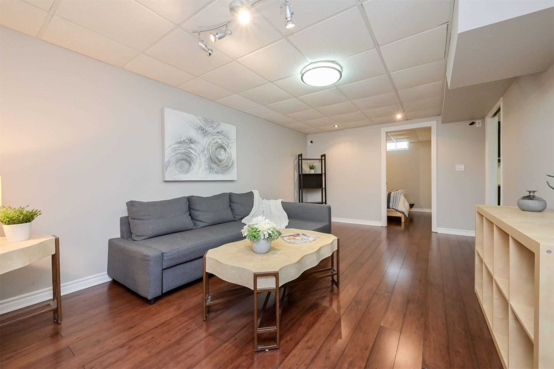 39 Terrastone Crt